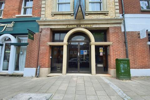 Office to rent, 95 London St Reading RG1 4QA