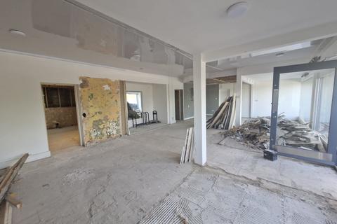 Retail property (high street) to rent, Bawtry Rd Tickhill DN11 9EX