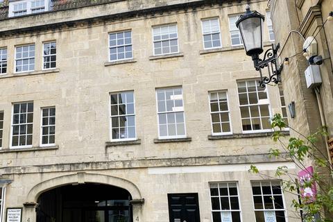 Office to rent, 4 Queen St Bath BA1 1HE