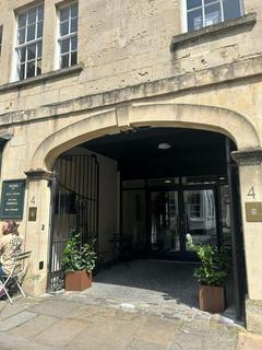 Office to rent, 4 Queen St Bath BA1 1HE