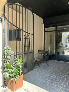 Office to rent, 4 Queen St Bath BA1 1HE