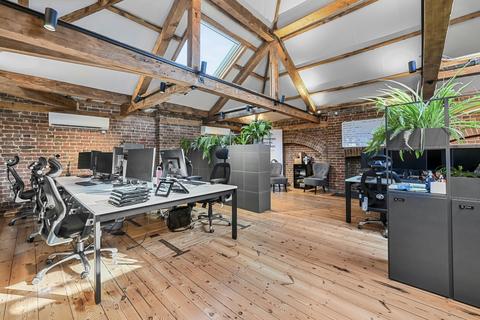 Office to rent, 81A Endell St London WC2H 9DX