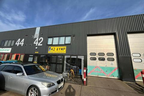 Warehouse to rent, Edison Rd Aylesbury HP19 8TE