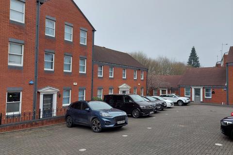 Office to rent, Vine Ln Halesowen B63 3EB