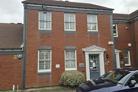 Office to rent, Vine Ln Halesowen B63 3EB