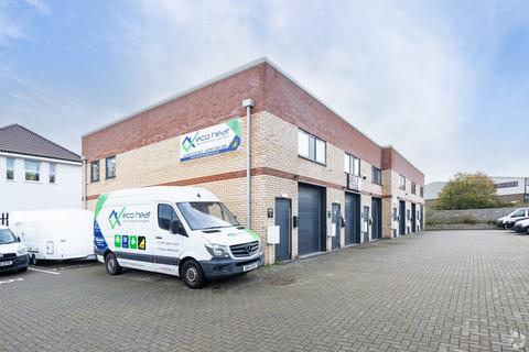 Warehouse to rent, Triumph Park, Ross Way Way Folkestone CT20 3TX