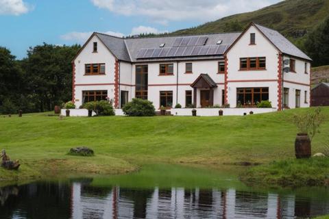 Mixed use for sale, Glenloy Fort William PH33 7PB