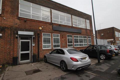Office to rent, Carlisle Rd London NW9
