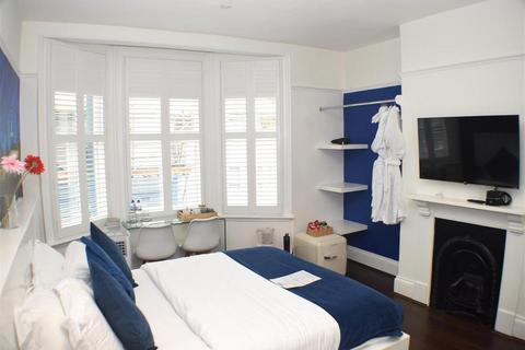Hospitality for sale, 19 Broad St Brighton BN2 1TJ