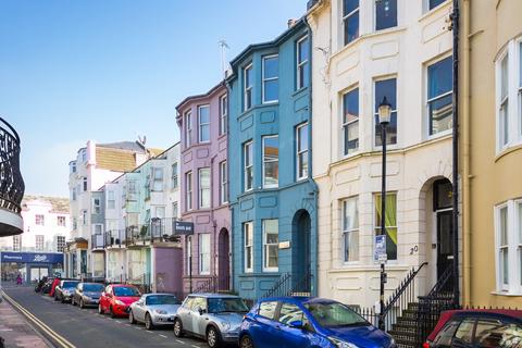 Hospitality for sale, 19 Broad St Brighton BN2 1TJ