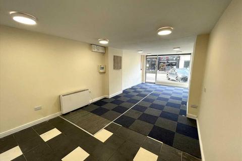 Retail property (high street) to rent, 9-11 Dunstall St Scunthorpe DN15 6LD