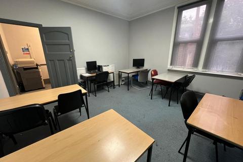 Office to rent, 602-610 High Rd Ilford IG3 8RF