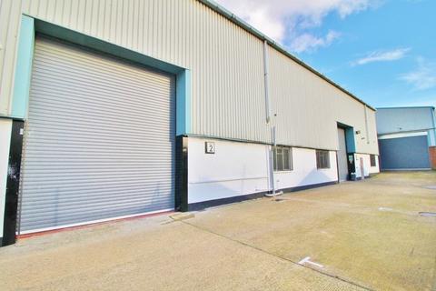Industrial unit to rent, 28-30 Fowler Rd Ilford IG6 3UT
