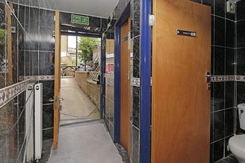 Office to rent, 185-187 Queens Rd London SE15 2ND