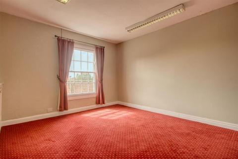 Office to rent, 8-10 Millgate Thirsk YO7 1AA