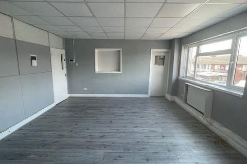 Office to rent, 336-340 Dunstable Rd Luton LU4 8JS