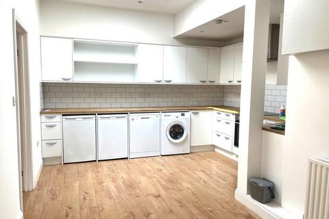 Retail property (high street) for sale, 9A High St Reading RG10 9AB