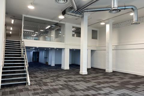 Office to rent, 162 Bothwell St Glasgow G2 7EL