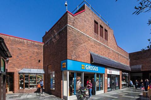 Retail property (high street) to rent, Paul St Taunton TA1 3TP