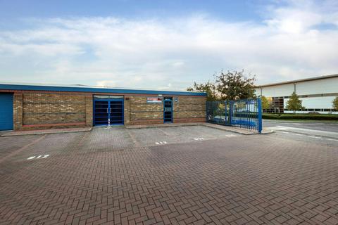 Industrial development to rent, 906-917 Yeovil Rd Slough SL1 4JG