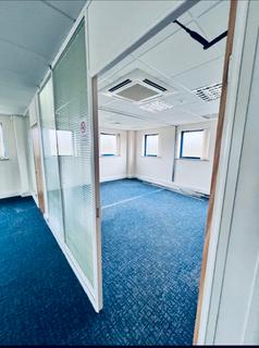 Office to rent, Station Rd Reading RG7 4GB