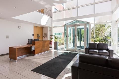 Office to rent, 41-51 Kingston Rd Leatherhead KT22 7SL