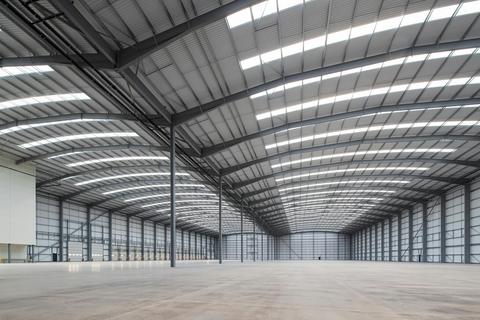Distribution warehouse to rent, B173 Lichfield Rd Barton Under Needwood DE13 8ED
