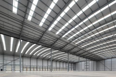 Distribution warehouse to rent, B173 Lichfield Rd Barton Under Needwood DE13 8ED