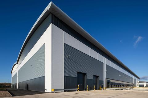 Distribution warehouse to rent, B173 Lichfield Rd Barton Under Needwood DE13 8ED