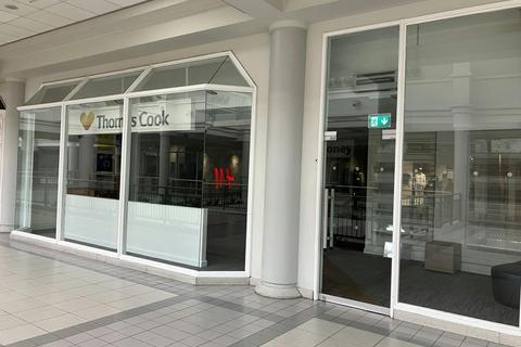 Retail property (high street) to rent, Howardsgate Welwyn Garden City AL8 6HA