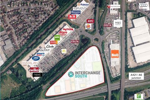 Retail property (high street) to rent, Ampthill Rd Kempston MK42 7AZ