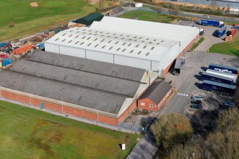 Distribution warehouse to rent, Candy Ln Adlington SK10 4LZ