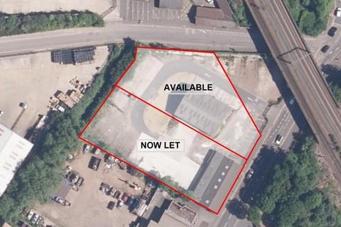 Industrial development to rent, 2-4 Harlaxton Rd Grantham NG31 7AD