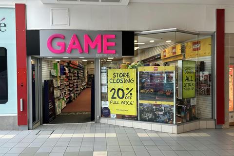 Retail property (high street) to rent, St Johns Sq Perth PH1 5UB