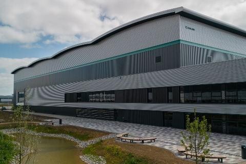 Warehouse to rent, Watling St Crick NN6 7GZ