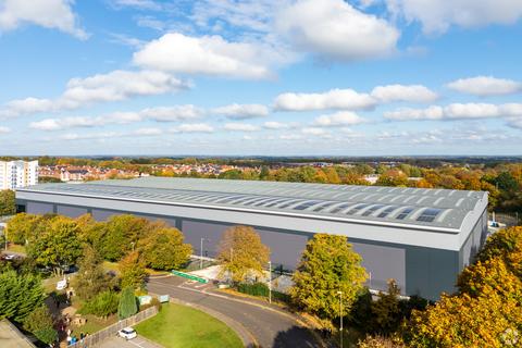 Distribution warehouse to rent, Priestley Rd Basingstoke RG24 9NP