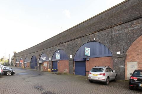 Warehouse to rent, Irwell St Salford M3 5EN