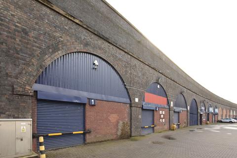 Warehouse to rent, Irwell St Salford M3 5EN