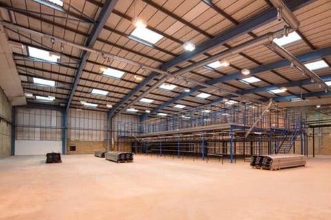 Distribution warehouse to rent, Victoria Rd London W3 6UU