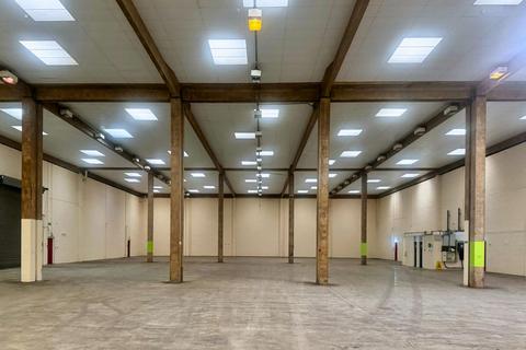 Warehouse to rent, Eldon Way Crick NN6 7SL