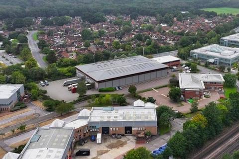 Warehouse to rent, 40 Apollo Rise Farnborough GU14 0GT