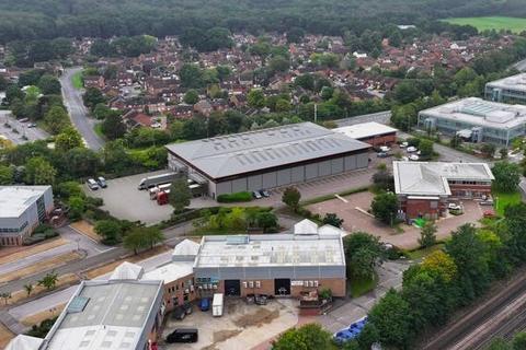 Warehouse to rent, 40 Apollo Rise Farnborough GU14 0GT