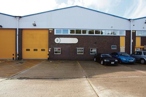 Warehouse to rent, Kestrel Way Woking GU21 3BA
