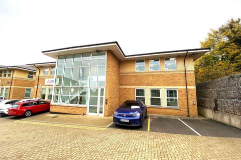 Office to rent, Old Gloucester Rd Bristol BS16 1GW