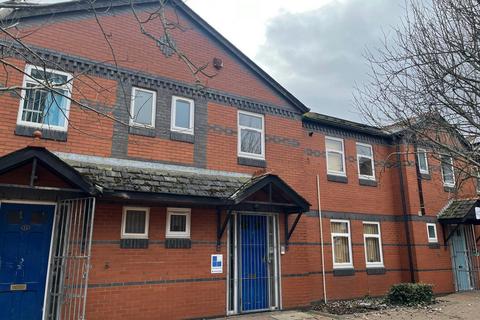 Office for sale, Curran Rd Cardiff CF10 5NB