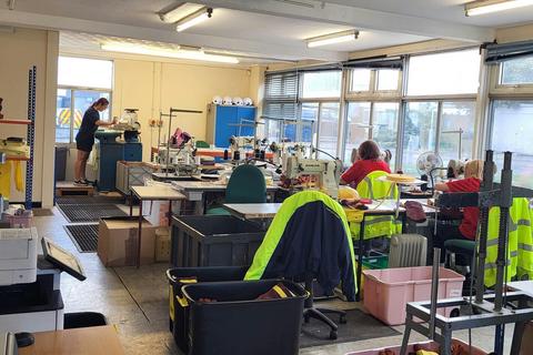 Warehouse to rent, Mariner Way Newport NP19 4PQ