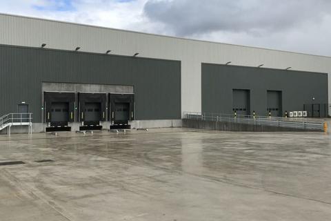 Distribution warehouse to rent, T49 Green Ln Tamworth B77 5PB