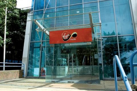 Retail property (high street) to rent, Commercial Way Woking GU21 6XR