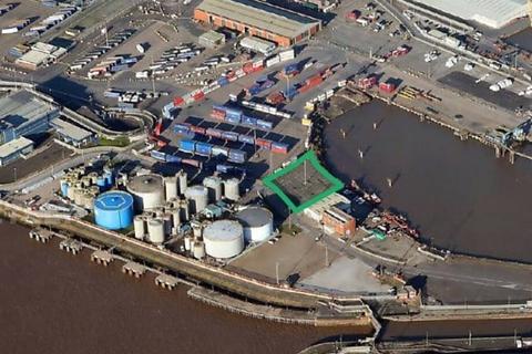Land to rent, King George Dock Hull HU9 5PR