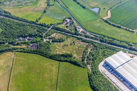 Warehouse to rent, Little Hougton Barnsley S72 0HW